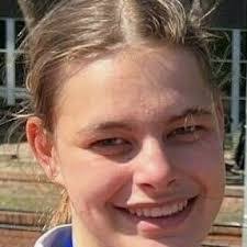 Lisa Weingartner's Instagram, Twitter & Facebook