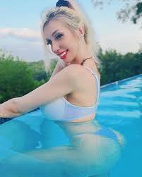 Intraventus - Free nude pics, galleries & more at Babepedia