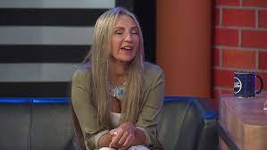 Luz Amparo Álvarez habla de sus inicios como imitadora | Llegó La Noche -  YouTube