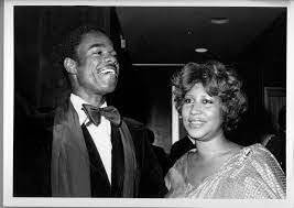 Aretha louise franklin the queen of soul: Who Were Aretha Franklin S Ex Husbands Ted White And Glynn Turman