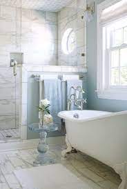 Our pinterest collection of clawfoot tubs shown in some amazing settings, and enticing finishes. 40 Refined Clawfoot Bathtubs For Elegant Bathrooms Digsdigs