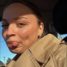 Lea corbin (@Lea50Corbin)