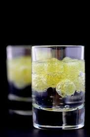 Perles D Alcool Fort Cuisine Moleculaire Cuisine Moleculaire Cuisine Gastronomie Moleculaire