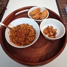 Check out cooking classes · cooking school. Sinfully Delicious Cooking Studio I Cannot Call Myself A K Drama Aficionado If I Don T Put Together A Korean Fast Food Platter Like This On The Platter Instant Jajangmyeon Ancient Kkakdugi Kimchi From