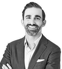 Jonathan Marlow's Instagram, Twitter & Facebook