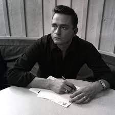 This song, originally written and performed by nine inch nails, is of disputed meaning: Rock De Johnny Cash Forever Words Mit Chris Cornell Elvis Costello