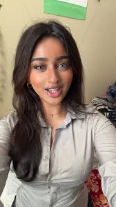 Celebrating Summer with Indian Bengali Raya Khan