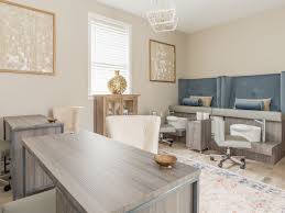 Modern Rustic Chic Spa Design With Nail Stations And Foot Soak Pedicure Stations The Spa At Briar Barn Inn In Rowley Massachusett Beauty Barn Spa Design Spa