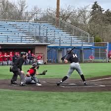 Umpqua eSports: Isaiah Bloom gets the job done in Super Smash Bros  Ultimate, winning both games 3-0 against Central Community College and Lake  Area Technical College! Go Hawks!