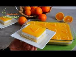 Bu Pasta O Kadar Hafif Ki Bir Dilim Asla Yeterli Gelmez Pudingli Portakal Soslu Hafif Pasta Youtube Yemek Tarifleri Yiyecek Ve Icecek Tatli