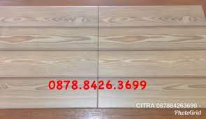 Harga plitur kayu solvent based dan water based lengkap. Keramik Lantai Motif Kayu Parana Series 40x40 Shopee Indonesia