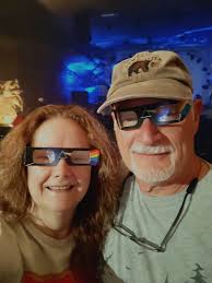 What is the best way to experience Pink Floyd's music in Branson?