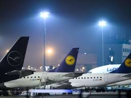Dem europäischen wirtschaftsraum angehören, müssen ungeachtet der jeweiligen visabestimmungen vor. Corona Am Flughafen Frankfurt Flugplan Fur Juni Veroffentlicht Weitere Fluge Frankfurt