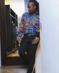 Mashairi ya kimapokeo na ya kisasa huweza kusifia ama kupongeza mafanikio yaliyopatikana. Mishono Ya Mashati Ya Kiume Ya Kisasa 14 Mishono Ya Magauni Mafupi Ya Vitenge Images Mitindo Mizuri Ya Suti Za Kiume Sallycylina