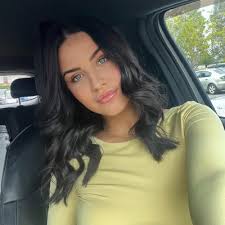 Emily Landman (@emily_landman2)