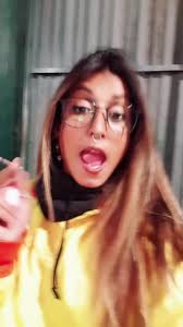 Vídeos de Lorena Real Galvez (@loreenarg) con «original sound