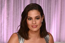 Ashley graham out for smoothie in los angeles 04/28/2021. Ashley Graham Den Besten Beauty Tipp Hat Sie Von Ihrer Mutter Brigitte De