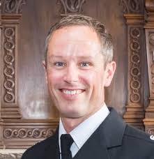 Natasha Ison's Instagram, Twitter & Facebook