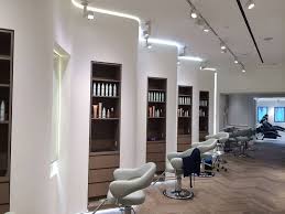 Our Editors Favorite Nyc Hair Salons Salon Interior Design Beauty Salon Decor Hair Salon Decor