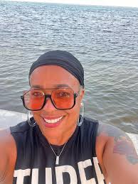 Introduction and Photo Sharing in Belize