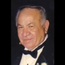 Dominick Manzo's Instagram, Twitter & Facebook