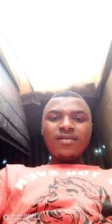 10 years ago you denied taking money from me for a collabo , you offered to  do it for Free “ Diamond Platnumz “ When I was trying to get an