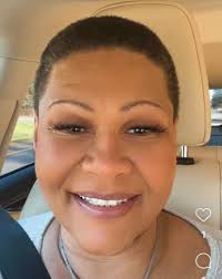 What are some popular places to hang out and make friends in Jamaica?