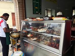 Korang tau tak yang warung nasi ganja a.k.a warung nasi shukri ni dah ada di setia alam, shah alam? Makan Makan Nasi Ganja Ipoh Nora Liza