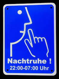 Ab wann gilt die polizeiliche nachtruhe? Nachtruhe 22 00 07 00 Uhr Siebdruck Schilder24 De