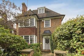 An ancient prophecy seems to be coming true when a mysterious presence begins stalking the corridors of a school of magic and leaving its victims paralyzed. London Home Where Emma Watson S Character Hermione Grainger Lived In Harry Potter Films Goes On The Market For 2 4million