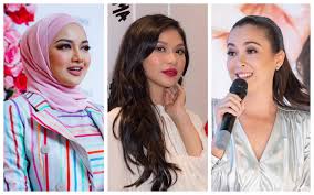 Mrs malaysia world 2019/2020 pageant finalists look ahead to the grand final. More Malaysian Celebrities Tapped As Faces For Global Beauty Brands The Star