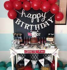 Esta de decoración de cumpleaños para hombre es muy fácil y rápida. 10 Ideas Para Decoracion De Cumpleanos De Hombre Decoracion Para Fiestas