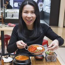 Kuala lumpur bölgesindeki 2 adet myeongdong topokki şubesini gör. Myeongdong Topokki Pearl Suria Gallery Old Klang Road