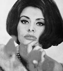 A fashion illustration from 1939 and how it appeared in the newspaper ad.  The artist who did the illustrations I am posting was named Dorothy Leach.  She worked at Dunn-Tafts from 1933-1941