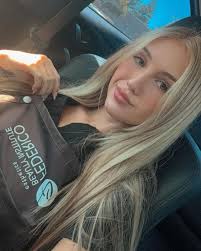 Emilee Olson (@estheticianxem) • Instagram photos and videos