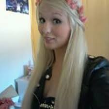 Stream Danielle Derks music