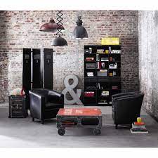Table Basse A Roulettes En Bois Rouge L 90 Cm Terminus Maisons Du Monde Arredamento Chic Industriale Stile Industriale Case Di Design Industriale