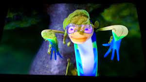 I saw whale fluke and the whale's head, and i suddenly knew it wasn't a shark attack, but still, something crazy was happening. Shark Tale Oscar Whale Wash Youtube