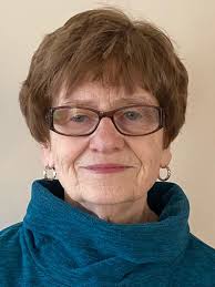 Retired teacher earns volunteer award