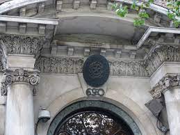 The consulate general of italy in new york is located at 690 park avenue, new york, ny 10065. The Building