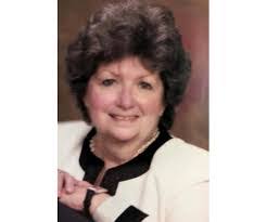 Linda Yeater's Instagram, Twitter & Facebook