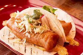 Crispy panko bread crumbs give the perfect texture to the light flaky baked fish, coleslaw adds a refreshing crunch and tartar sauce is the glue that ties it all together. Fish Taco