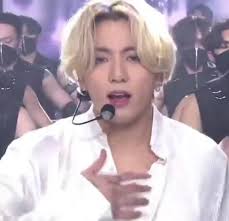 Yasmin Pa Twitter Nesse Gda 2021 Tivemos Apresentacao De Life Goes On Ot7 Jeon Jungkook Loiro E Dynamite Numa Versao Maravilhosa 2021 Nao Tem Como Comecar Melhor Btsxgda Goldendiscawards Gda2021 Https T Co 9kwqd0xop3 Many fans claim that bts's jungkook and itzy's lia are dispatch's couple in 2021. twitter