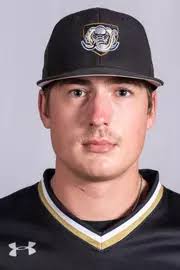 Alex Evenson's Instagram, Twitter & Facebook