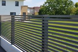 Brix Frontline Alu Zaun Tor Horizontale Profile Modern Design Rooftop Design Modern Fence Design Fence Design