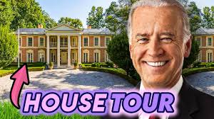See difference between obama's and trump's statements on. Vladimir Putin House Tour 1 4 Billion Mansion Youtube