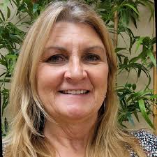 Linda Holt Email & Phone Number