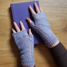 It's an easy and speedy little knit perfect for a weekend thanks below designers for sharing this free pattern and project. Free Adult Gloves Mittens Knitting Patterns Knittinghelp Com