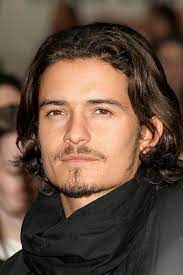 Orlando Bloom At Arrivals For Kingdom By Everett In 2021 Long Hair Styles Men Wavy Hair Men Boys Long Hairstyles