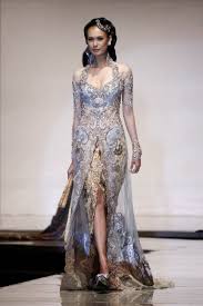 Luxurious Kebaya Wedding Dress Queens Kebaya Kebaya Modern Kebaya Pernikahan Baju Model Lama Pakaian Perkawinan